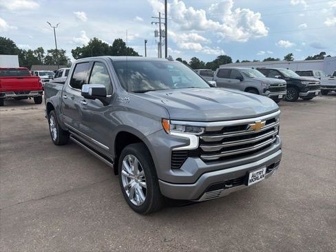 New 2026 Chevrolet Silverado 1500 High Country AWD/4WD image 8