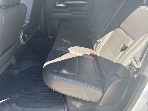 Used 2024 GMC Sierra 1500 SLT image 24