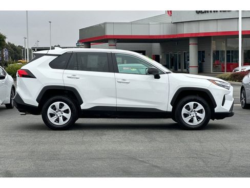 Certified 2024 Toyota RAV4 LE AWD/4WD image 3