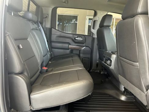 Used 2021 GMC Sierra 1500 SLT w/ SLT Premium Plus Package AWD/4WD image 29