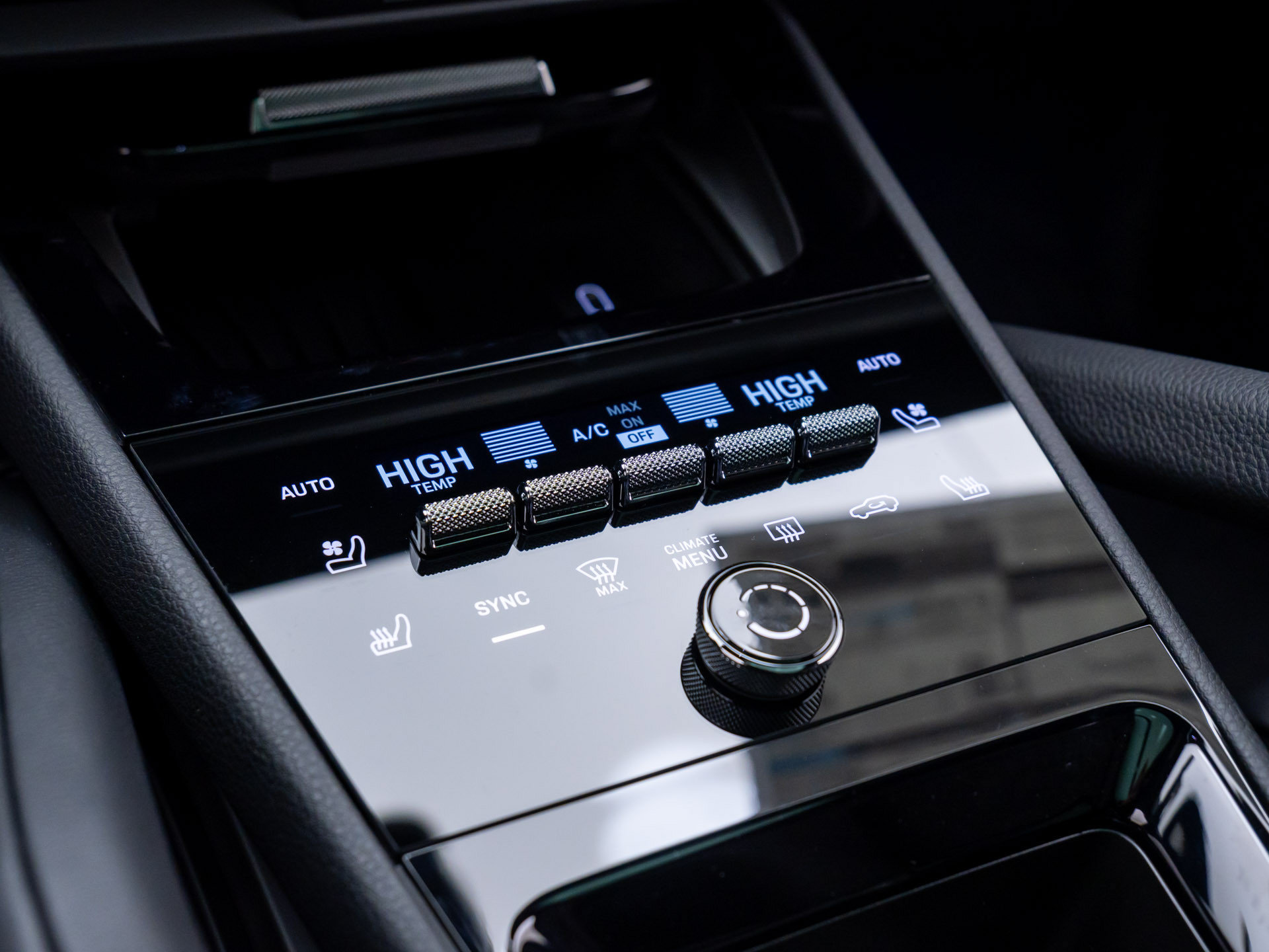 Certified 2026 Porsche Cayenne AWD/4WD image 29