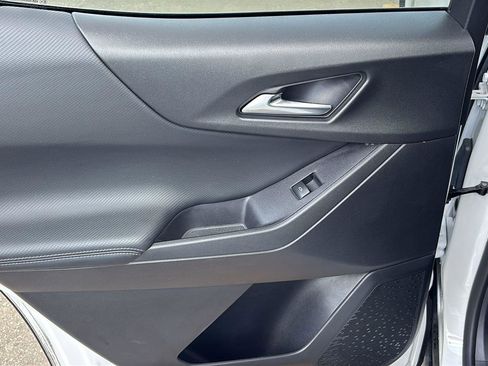 Certified 2026 Chevrolet Equinox LT FWD image 18