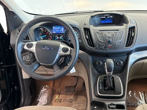 Used 2013 Ford Escape SE FWD image 25