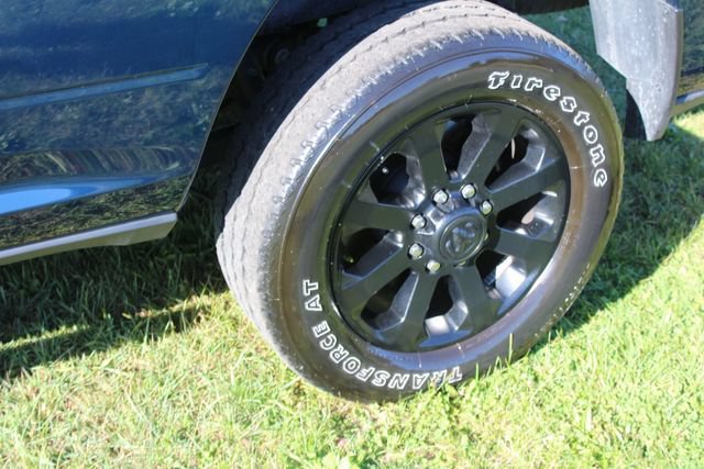 Used 2024 RAM 2500 Big Horn w/ Night Edition AWD/4WD image 20