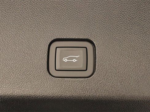 New 2025 Cadillac XT6 Sport w/ Platinum Package image 9