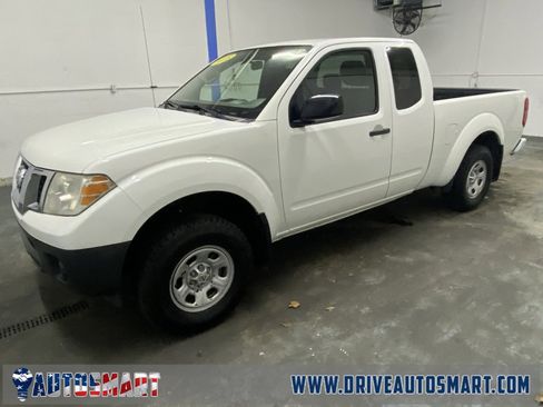 Used 2018 Nissan Frontier S image 6