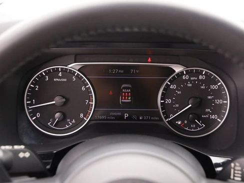 Certified 2025 Nissan Pathfinder SV FWD image 15