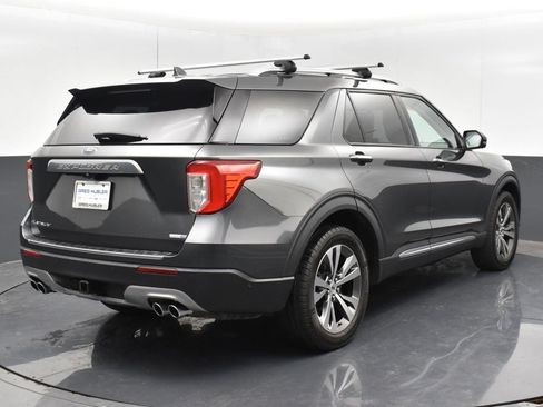 Used 2020 Ford Explorer Platinum w/ Premium Technology Package AWD/4WD image 18