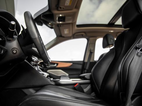 Used 2022 Acura MDX SH-AWD w/ Technology Package image 19