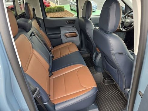 Used 2023 Ford Maverick Lariat w/ Equipment Group 500A Standard AWD/4WD image 19