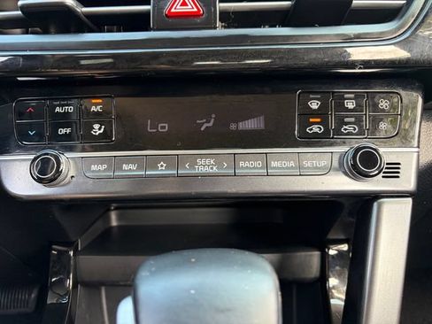 Used 2024 Kia Seltos S FWD image 14