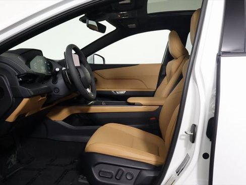 Certified 2026 Lexus ES 350e w/ Convenience Package FWD image 10