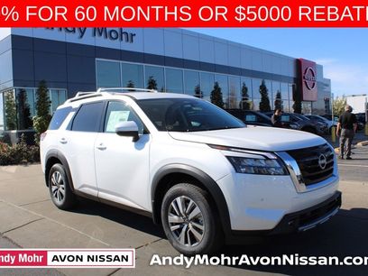 New 2025 Nissan Pathfinder SL w/ Lighting Package (N92)