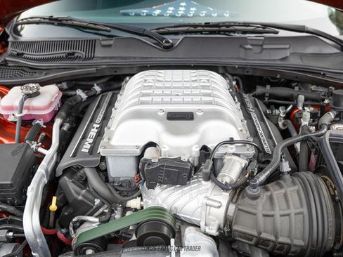 Used 2020 Dodge Challenger SRT Hellcat Redeye image 16