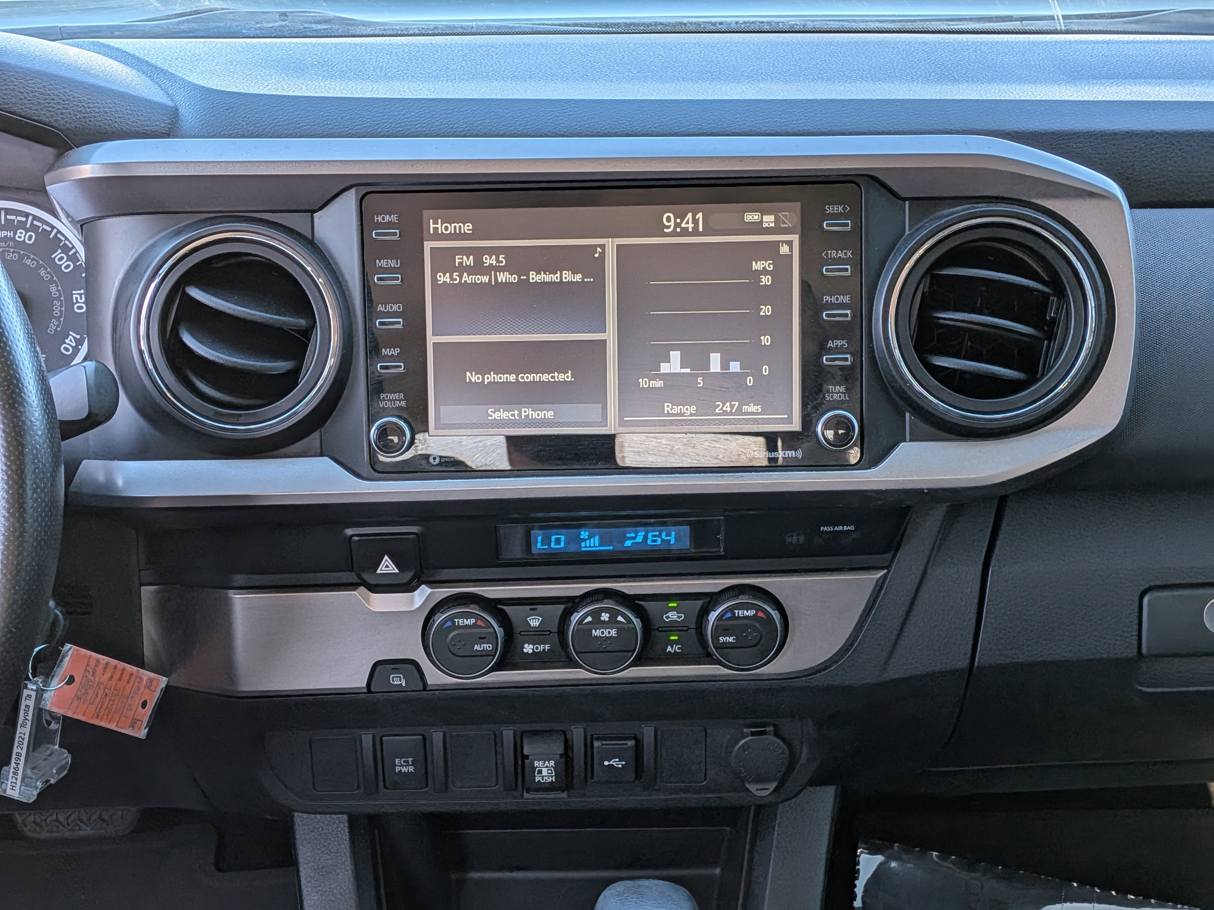 Used 2021 Toyota Tacoma SR5 w/ Trail Edition RWD image 18