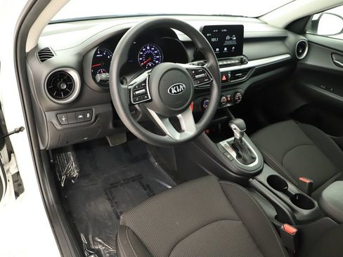 Used 2020 Kia Forte LXS FWD image 15