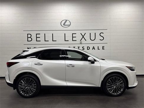 New 2026 Lexus RX 450h AWD image 2