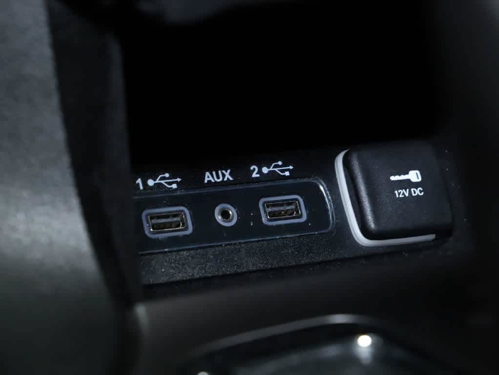 Used 2018 Jeep Grand Cherokee Altitude AWD/4WD image 26