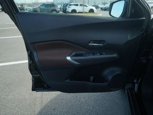 Used 2024 Nissan Kicks SR image 13