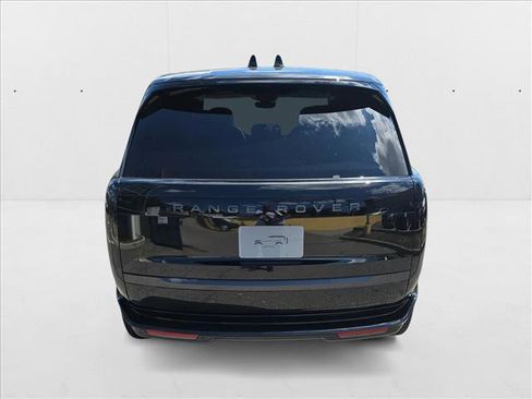 New 2025 Land Rover Range Rover Long Wheelbase SE image 6