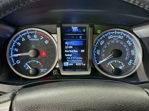 Used 2023 Toyota Tacoma 4x4 Double Cab w/ Trail Edition image 12