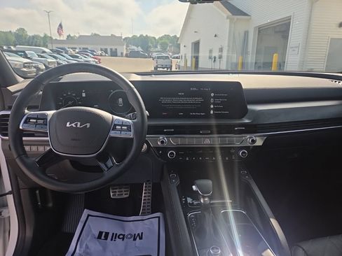 Used 2025 Kia Telluride SX X-Line AWD/4WD image 12