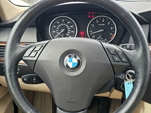 Used 2010 BMW 528i xDrive Sedan image 29