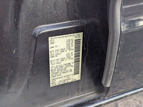 Used 2012 Nissan Frontier SV w/ SV Premium Utility Pkg image 8