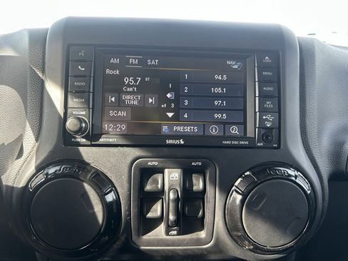 Used 2013 Jeep Wrangler Unlimited Sahara w/ Dual Top Group image 19