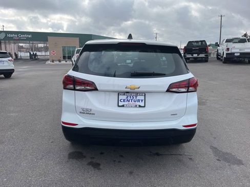 Used 2024 Chevrolet Equinox LS AWD/4WD image 12