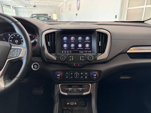 Certified 2023 GMC Terrain Denali w/ Denali Premium Package AWD/4WD image 17