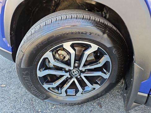 Used 2024 Toyota Corolla Cross S image 31