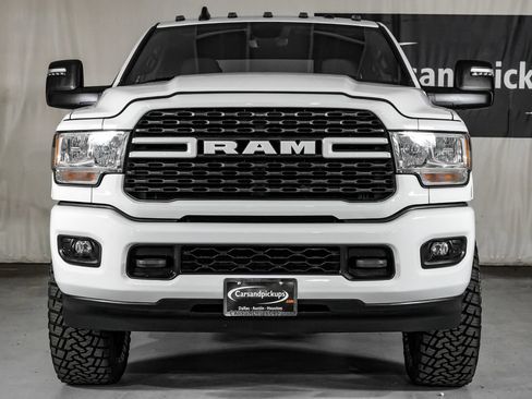 Used 2024 RAM 3500 Big Horn AWD/4WD image 3