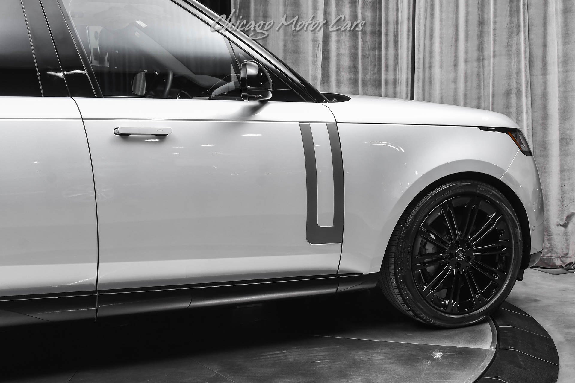 Used 2024 Land Rover Range Rover SE AWD/4WD image 48