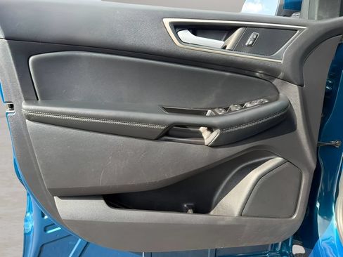 Used 2020 Ford Edge SEL w/ Convenience Package AWD/4WD image 10