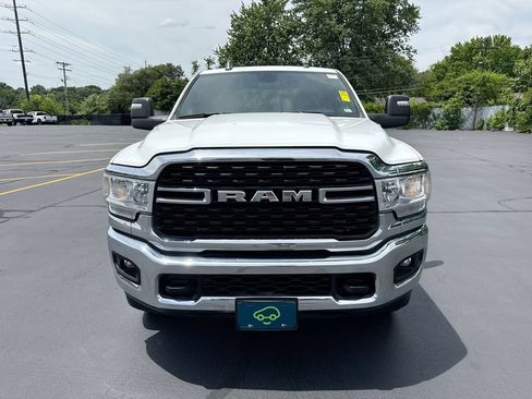 Used 2024 RAM 2500 Big Horn AWD/4WD image 24