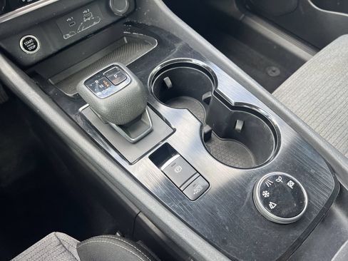 Used 2023 Nissan Rogue SV AWD/4WD image 7