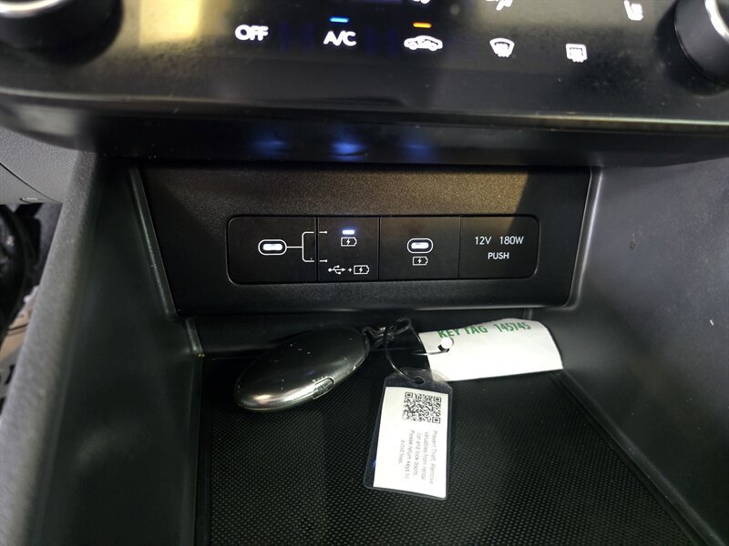 Used 2025 Hyundai Sonata SEL FWD image 23