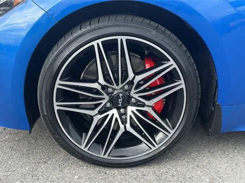 Certified 2023 Kia Stinger GT2 image 12