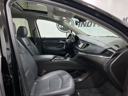 Used 2019 Buick Enclave Premium w/ Experience Buick Package image 36