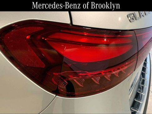 Used 2025 Mercedes-Benz GLA 250 4MATIC image 28