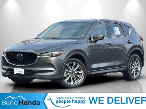 Used 2019 MAZDA CX-5 Signature image 1