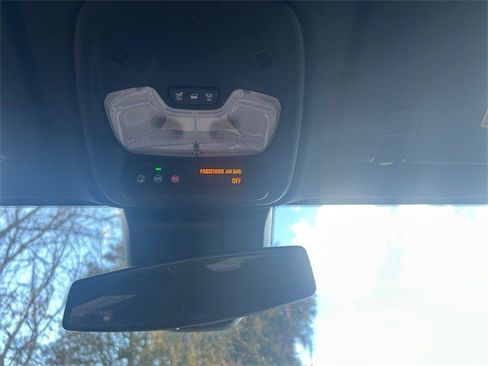 Certified 2024 Chevrolet Colorado LT w/ LT Convenience Package image 15