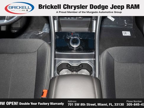 New 2025 Jeep Grand Cherokee L Laredo image 28