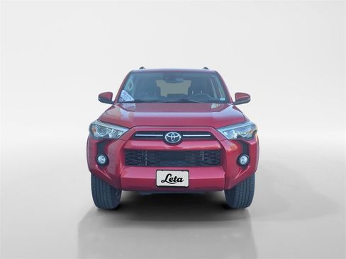 Used 2020 Toyota 4Runner SR5 Premium image 8