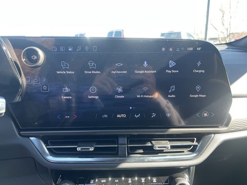 New 2026 Chevrolet Equinox EV LT image 55