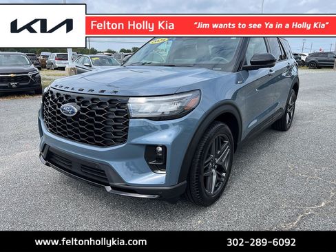 Used 2025 Ford Explorer ST-Line w/ Premium Package AWD/4WD image 1