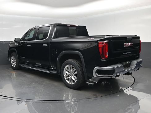 Used 2021 GMC Sierra 1500 SLT w/ SLT Convenience Package AWD/4WD image 4