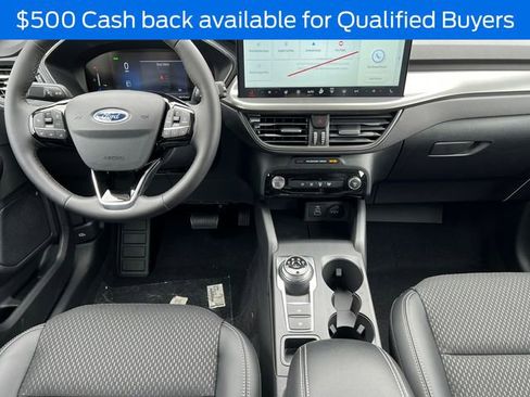 New 2026 Ford Escape SE w/ Class II Trailer Tow Package image 3