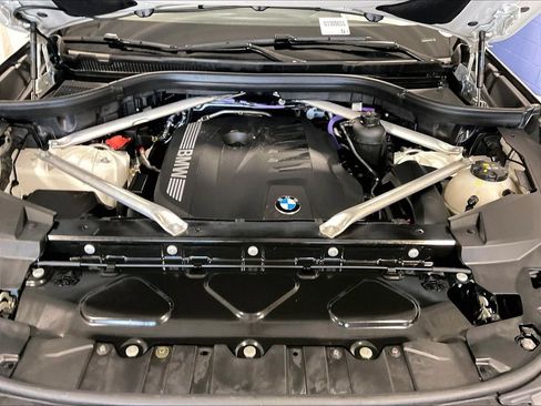 Used 2026 BMW X5 xDrive40i AWD/4WD image 29